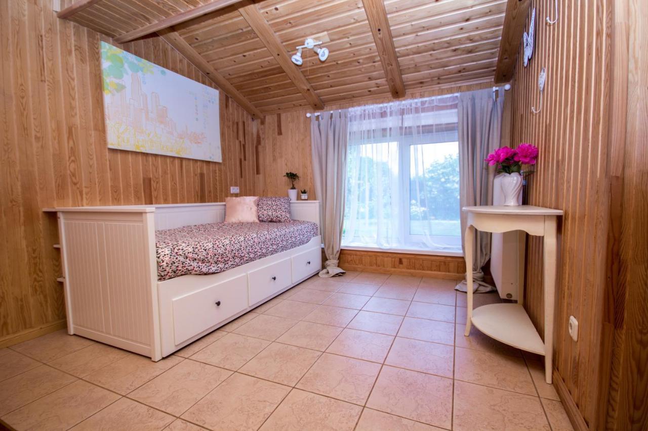 Flower Apartment Ventspils Eksteriør billede